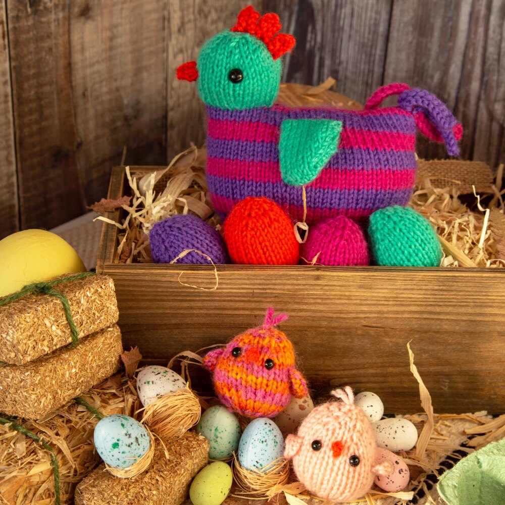 Hattie Hen Knitting pattern by Amanda Berry LoveCrafts