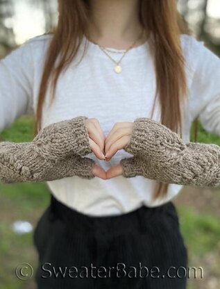 #317 Sylvie Fingerless Gloves