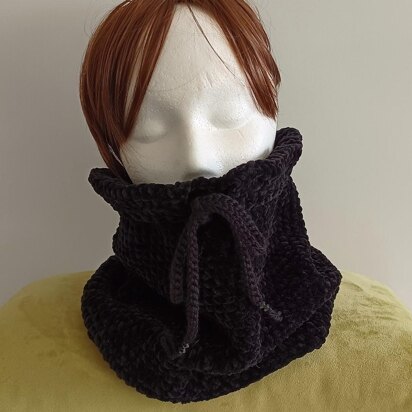 Celestial Drawstring Cowl