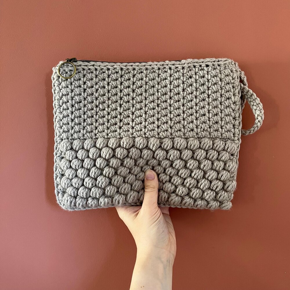 Easy Crochet Clutch Purse Pattern - A BOX OF TWINE