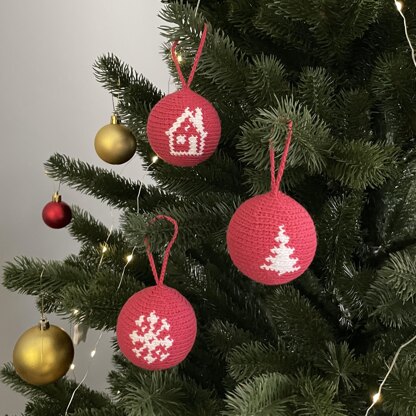 Christmas bauble crochet pattern amigurumi Christmas tree ornament