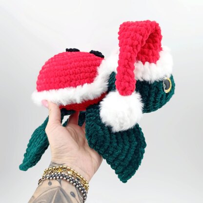 Amigurumi turtle Christmas