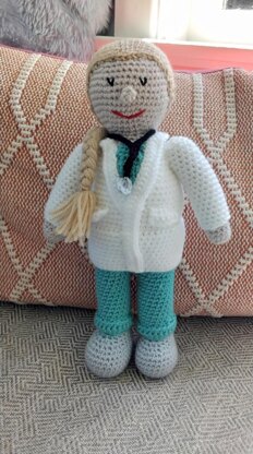 Crochet Doctor Pattern