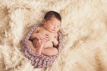 Newborn Chunky Cocoon Photo Prop