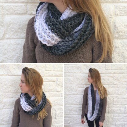 Chunky Twist Cowl