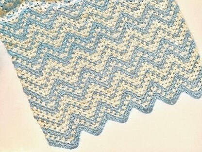 Dreamy Waves Chevron Baby Blanket