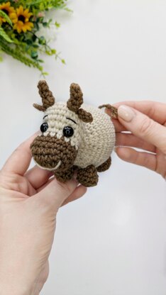 Cow crochet pattern, amigurumi cow easy crochet pattern