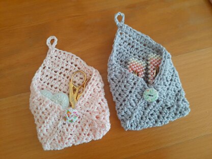 Crochet Delicate Envelope Purse Pattern