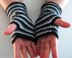 Ombre Spiral Fingerless Gloves