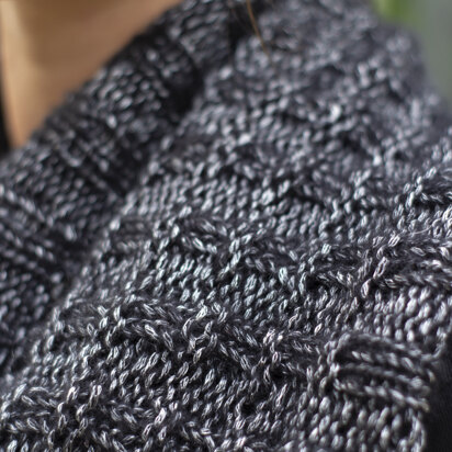 Women's Shawl Granite in Universal Yarn Rozetti Yarns Merino Mist - Downloadable PDF