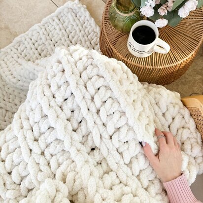 Chunky Cabin Throw