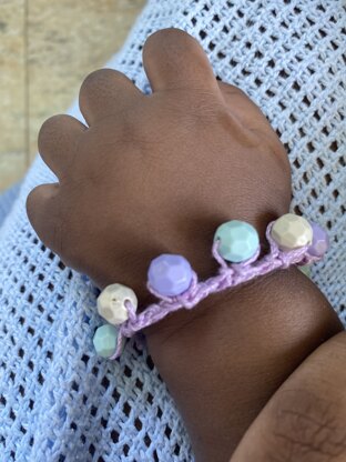 Left Over Yarn Bracelets