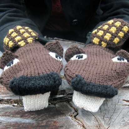 Busy Beaver Mittens