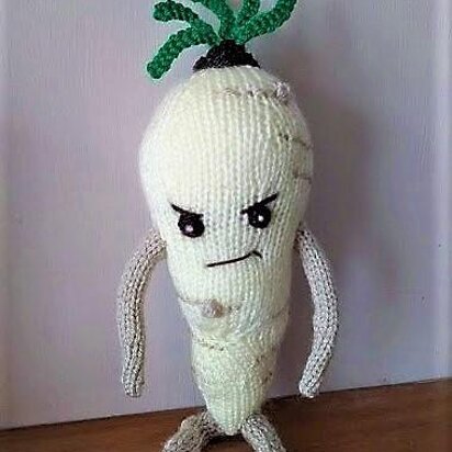 Pascal the Parsnip - knitting pattern