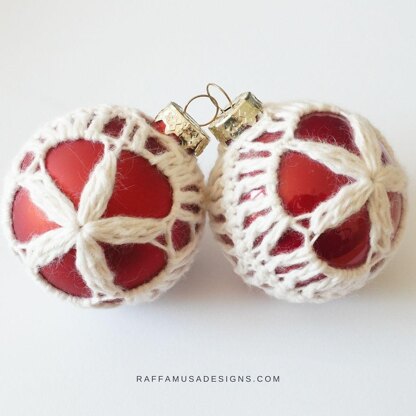 Lace Christmas Baubles