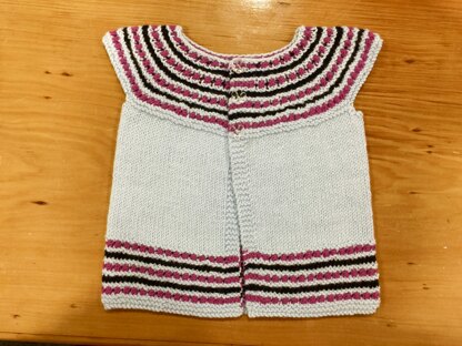 Little girl's summer cardigan / bolero for Sarah