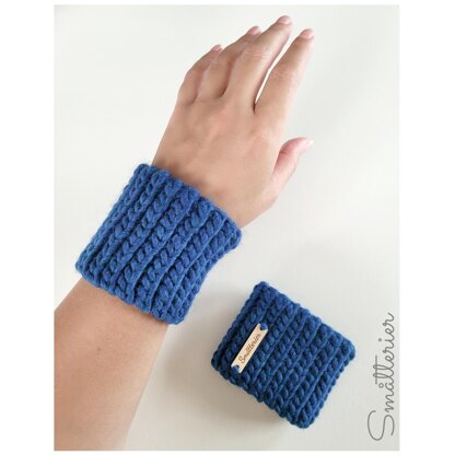 Dina Wrist Warmers