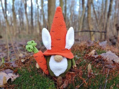 Gnome carrot