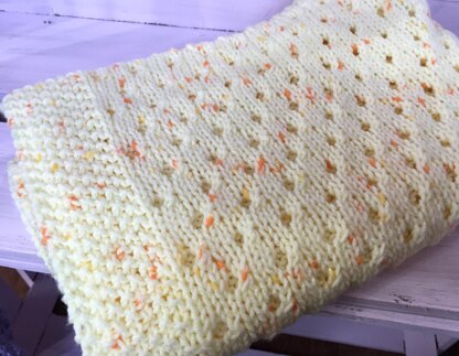 Easy Eyelets Baby Blanket Set