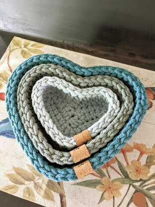 Heart Shaped Nesting Baskets