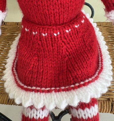 Crimble gnome shelf sitters