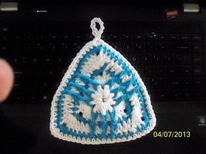 Triangle Potholder