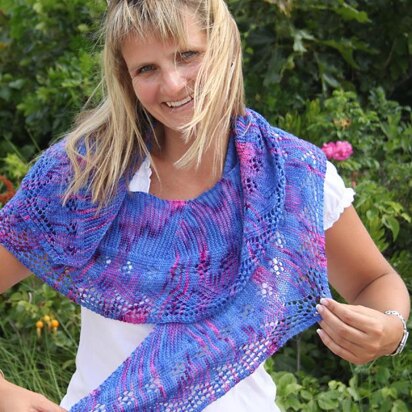 Mimi's Rosa Rugosa - knitting pattern