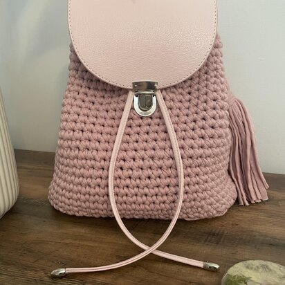 Crochet Backpack with leather