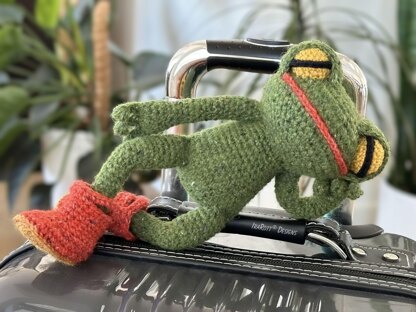 Jabka The Traveling Frog Amigurumi