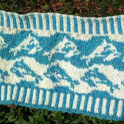 Dolphin cowl