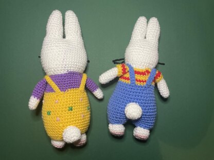 Max and Ruby amigurumi