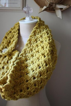 Hunny Cowl / Scarf