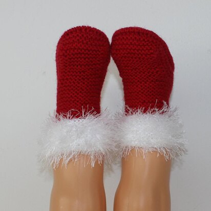 Baby Simple Christmas Booties