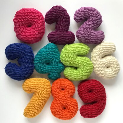 "Bubble Writing" Knit Numbers