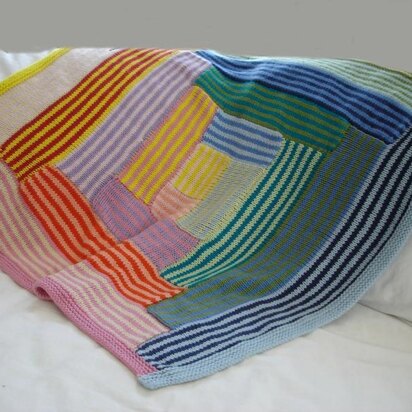 Striped Log Cabin Baby Blanket - knitting pattern