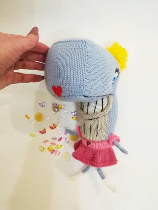 Knitting Patterns -Knit an adorable Pearl Krabs and Squidward DIY toys
