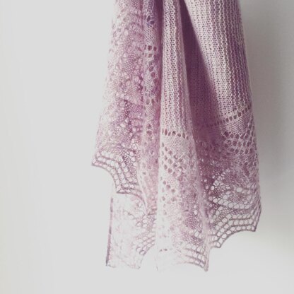 Acorn shawl