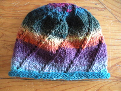 Kureyon Twirly Hat #170