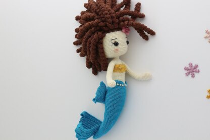 GLITTERMAID Mermaid Amigurumi Doll