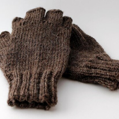 WWII Inspired Gloves - knitting pattern