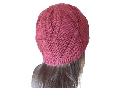 Hat in a Geometrical Stitch for a Lady