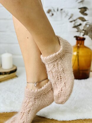 Lace slippers