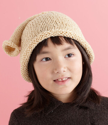 Shooting Star Hat in Lion Brand Vanna's Glamour - L10596