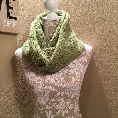 Chunky Lacy Infinity Scarf