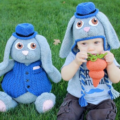 Plump Carrot Decorations / Photo Props