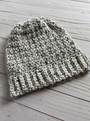 Easy knitted Baby hat