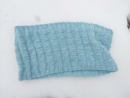 Icy Textures Cowl