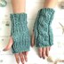 Super-cosy Cable Gloves