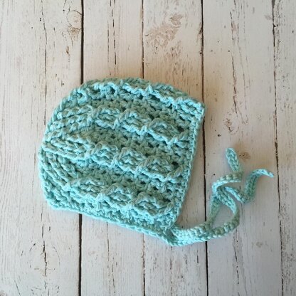 Cable Cross Baby Bonnet