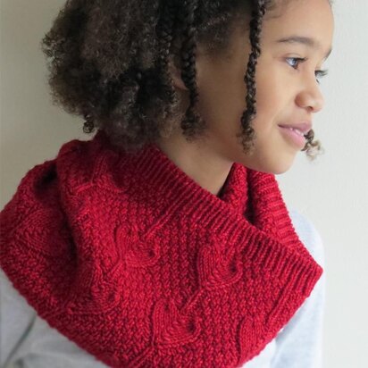 25 Hearts Cowl